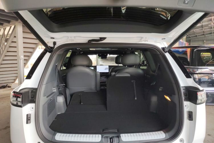 Used Dongfeng eπ eπ008 2026 Model Six-Seat Pure-Electric Family Edition