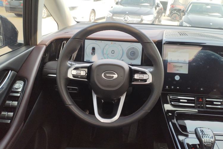 Used GAC Trumpchi M8 2024 Master Series 400T Prestige Edition
