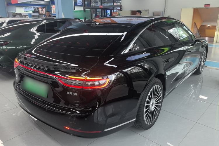 Used Hima Stelato S9 2025 Extended-Range Ultra Rear Right 45 Deg