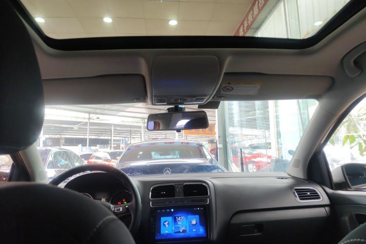 Used Volkswagen Polo 2016 1.6L Cross Polo Automatic Headliner