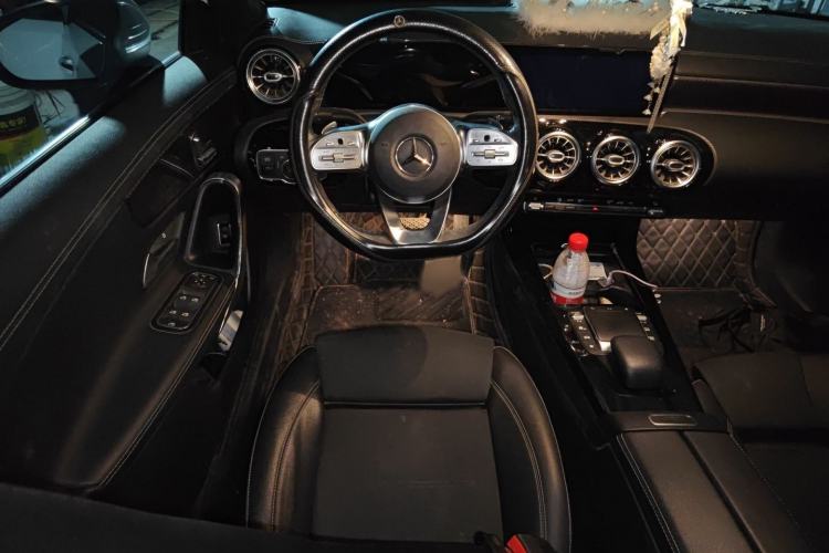 Used Mercedes-Benz A-Class 2021 A 200 L Sport Sedan Fashion Model
