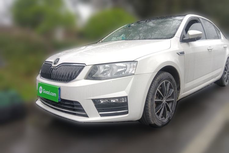 Used Skoda Octavia 2017 1.6L Automatic Smart Drive Edition