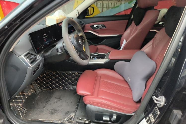 Used BMW i3 2022 eDrive 35 L
