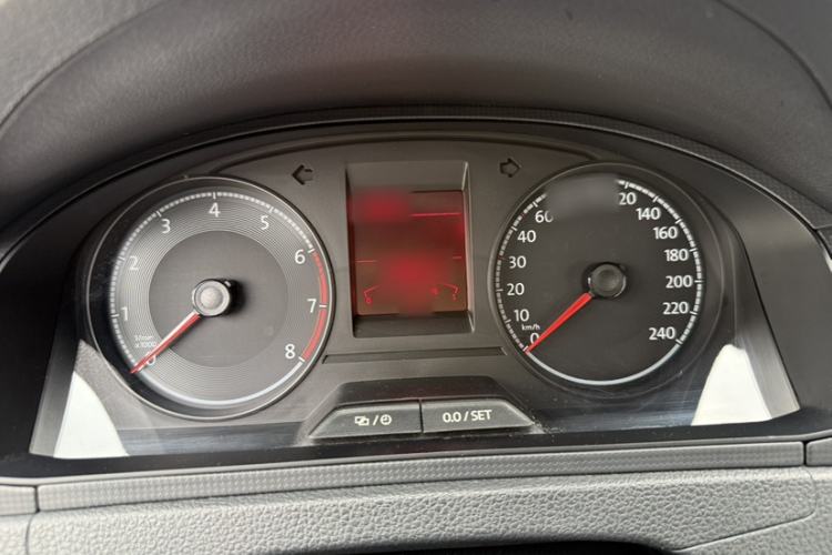 Used Volkswagen Santana 2018 1.5L Automatic Fashion Edition Instrument Cluster