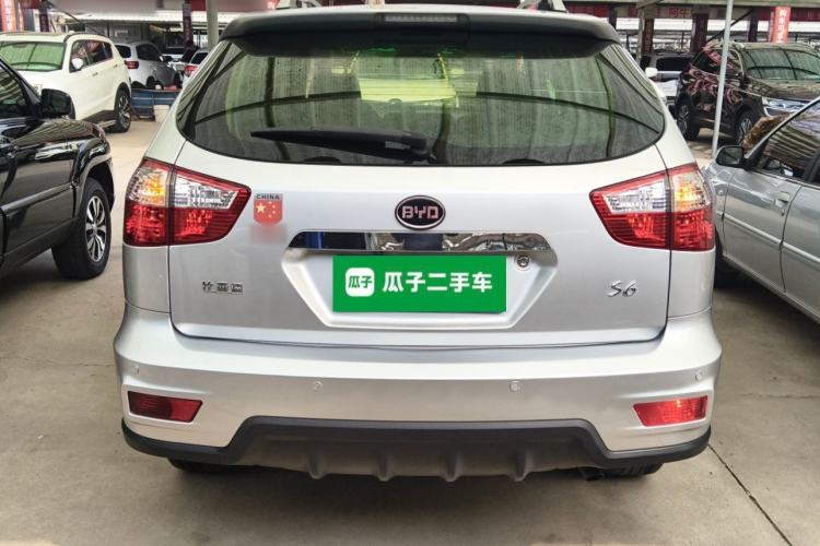 Used BYD S6 2013 Platinum Edition 2.0L Manual Luxury Model