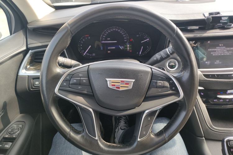 Used Cadillac XT5 2016 25T Luxury Model
