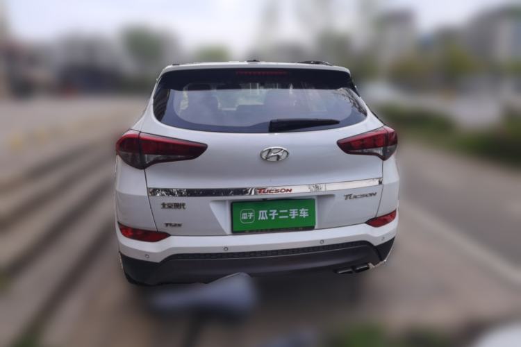 Used Hyundai Tucson 2015 1.6T Dual-Clutch Two-Wheel-Drive Smart Model Rear