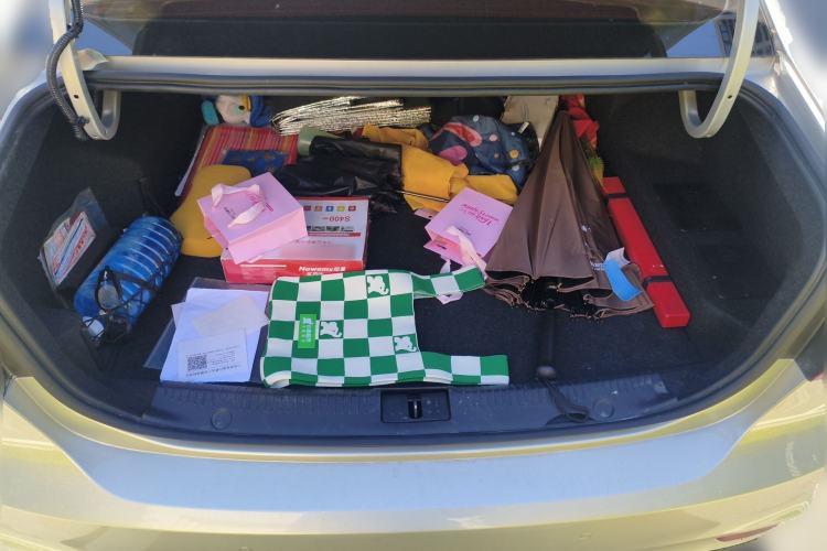 Used Roewe i6 New Energy 2017 45T Hybrid Connective Smart Luxury Edition