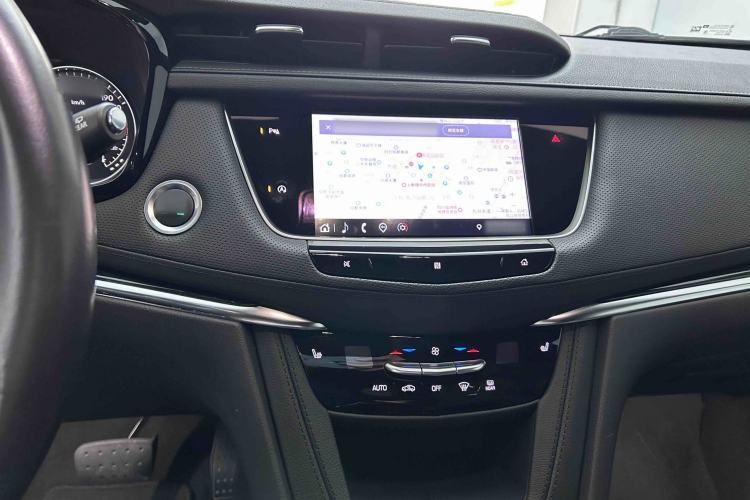 Used Cadillac XT5 2021 28T Luxury Model Audio And AC Panel