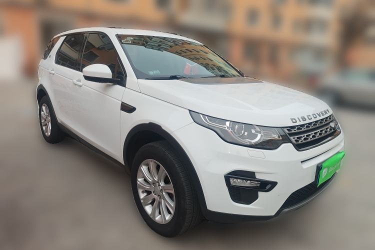 Used Land Rover Discovery Sport 2017 2.0T SE Front Right 45 Deg