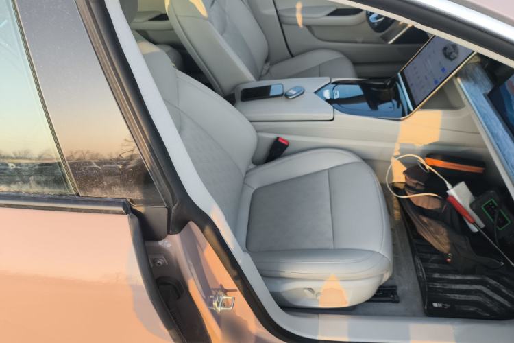 Used NETA S 2022 Pure Electric 715 km Range Rear-Wheel Drive Mid-Range Version