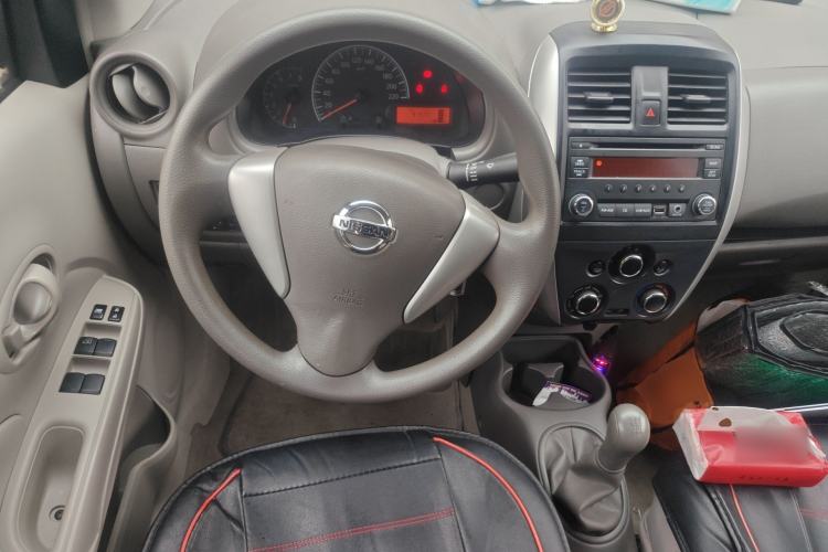 Used Nissan Sunny 2014 1.5XE Manual Elite Edition Steering Wheel