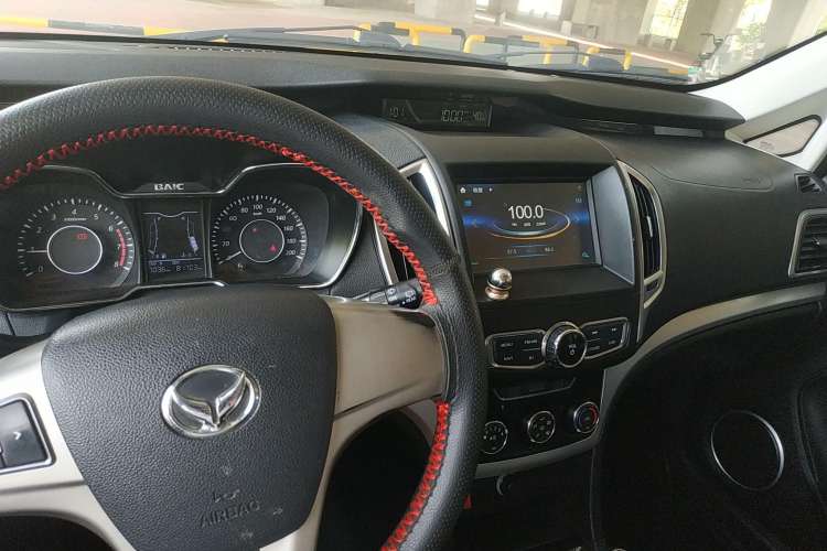 Used HYOSOW H3 2015 1.5L manual Comfort trim level