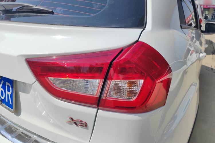 Used Geely Auto Vision X3 2017 1.5L Automatic Elite Model
