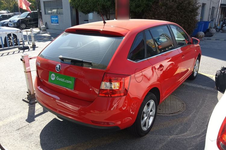 Used Skoda Rapid Spaceback 2016 Revised 1.6L Automatic Chuanxing Version Rear Right 45 Deg