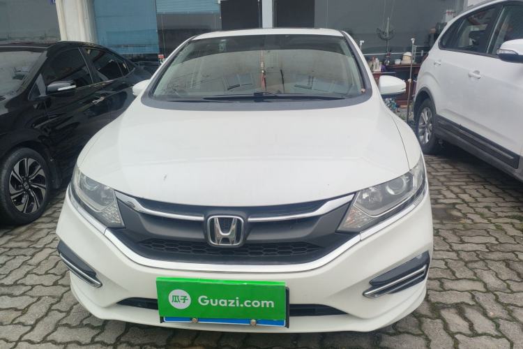 Used Honda Jade 2017 1.8L automatic Comfort version 5 seats
