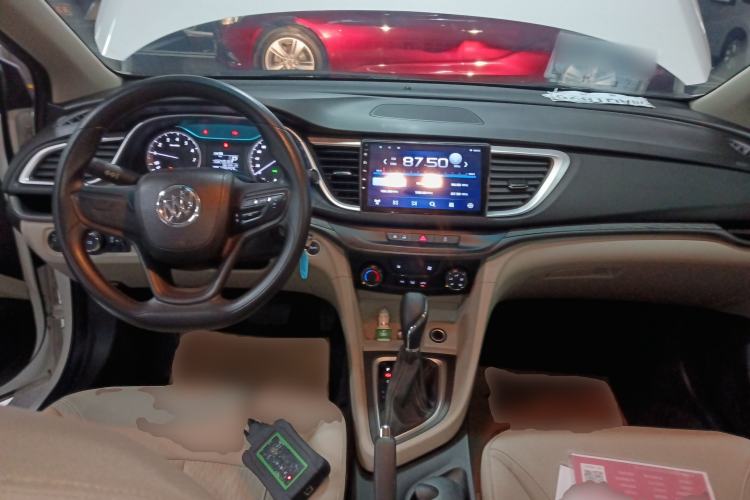 Used Buick GT 2018 15T Dual-Clutch Advanced Model China V Standard Center Console