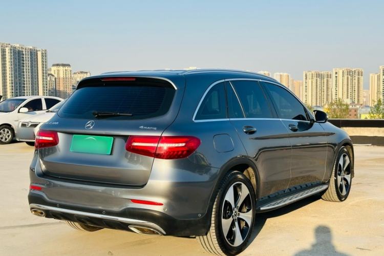 Used Mercedes-Benz GLC 2018 Refreshed GLC 300 4MATIC Dynamic Edition