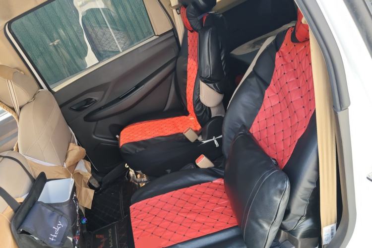 Used Wuling Hongguang 2019 1.5L S Standard Version China VI LAR
