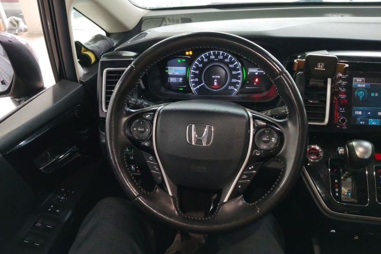 Used Honda Elysion 2019 2.0L Hybrid Luxury Edition