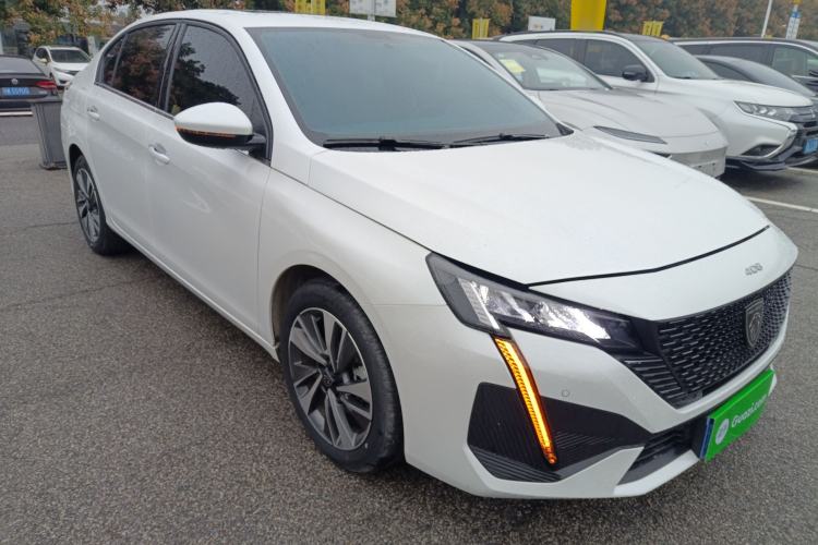 Used Peugeot 408 2022 1.6T Light-Chasing Edition
