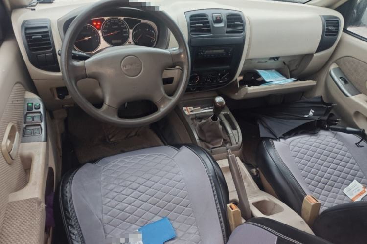 Used JMC Baodian 2013 2.8T Two-Wheel-Drive Diesel Comfort Value Edition
