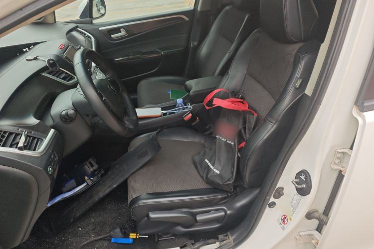 Used Honda Jade 2013 1.8L automatic Comfort version 5 seats