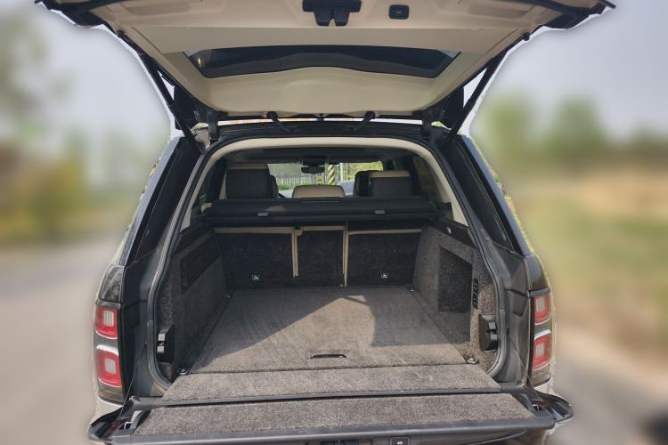 Used Land Rover Range Vogue 2017 3.0T Gasoline Base Version U.S. Specification Trunk