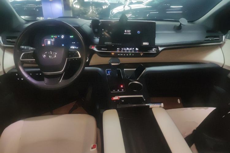 Used Toyota Granvia 2024 2.5L Hybrid Prestige ULTRA Edition
