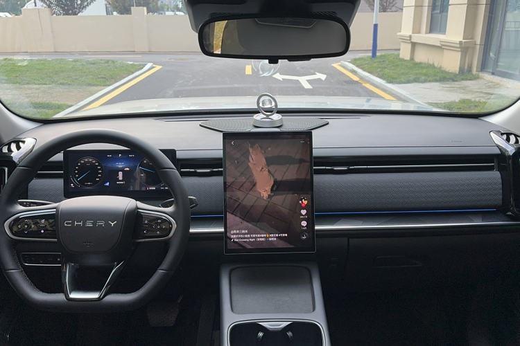 Used Chery Explore 06 C-DM 2024 Luxury Model