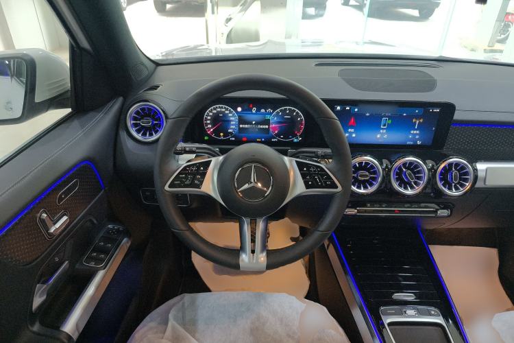 Used Mercedes-Benz GLB 2025 GLB 220 Sport Edition
