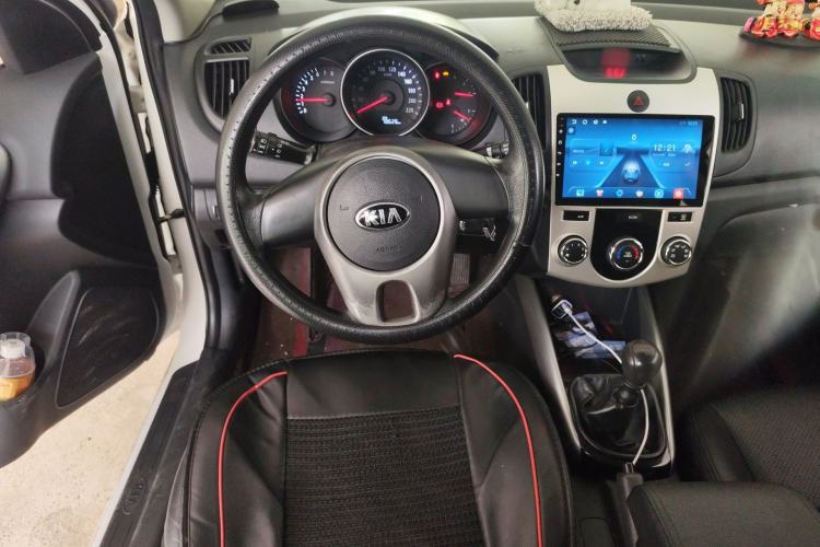 Used Kia Forte 2014 1.6L MT GL Steering Wheel