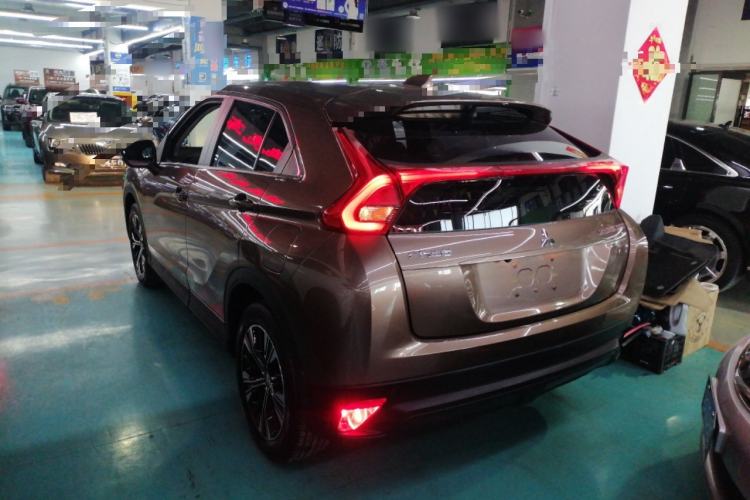 Used Mitsubishi Eclipse Cross 2018 1.5T CVT Two-Wheel Drive Fearless Edition Rear Left 45 Deg