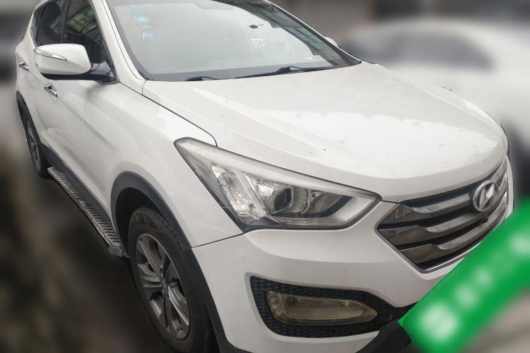 Used Hyundai Santa Fe 2013 2.4L Automatic Two-Wheel Drive Smart Version