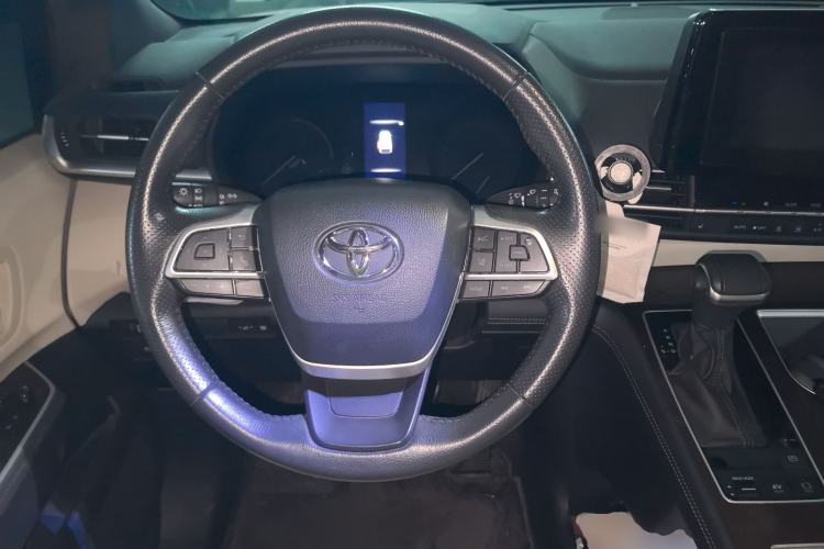 Used Toyota Sienna 2021 2.5L Hybrid Luxury Edition
