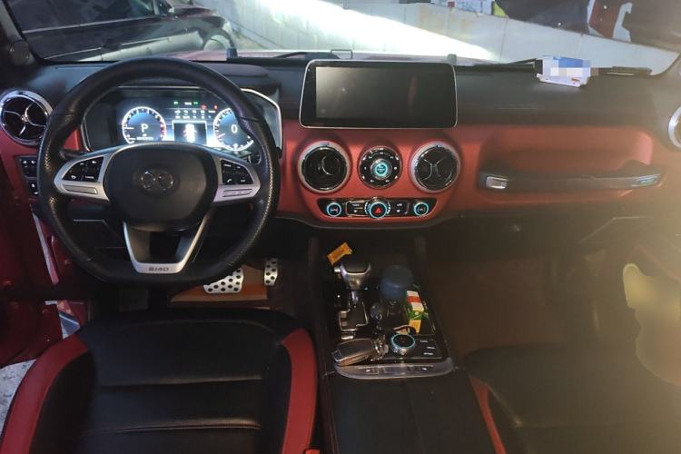 Used BAIC Off-Road BJ40 2018 2.3T Automatic Four-Wheel Drive Ring of the Tower Champion Edition China V Emission Standard