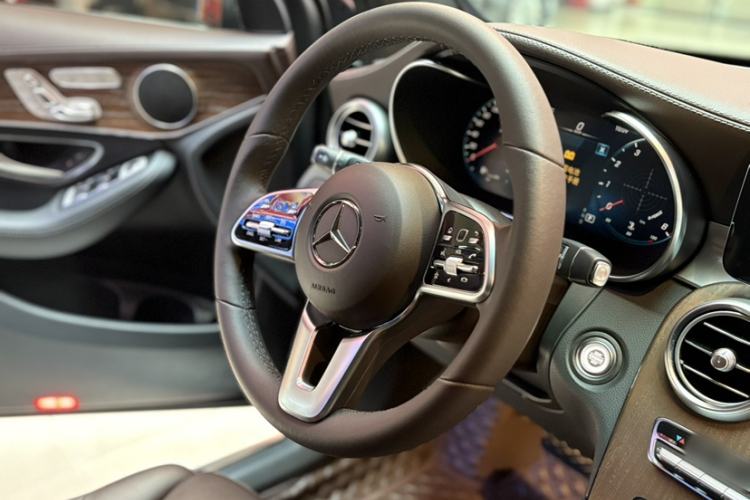 Used Mercedes-Benz GLC 2022 Refreshed GLC 300 L 4MATIC Dynamic Edition Prestige Version
