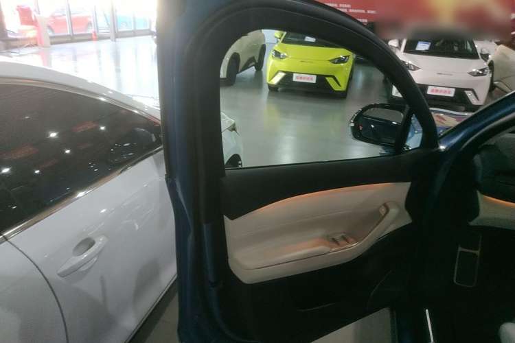 Used Nio ES7 2024 75 kWh
