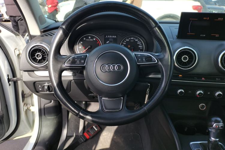 Used Audi A3 2015 Limousine 35 TFSI Millionth Anniversary Intelligent Leading Model
