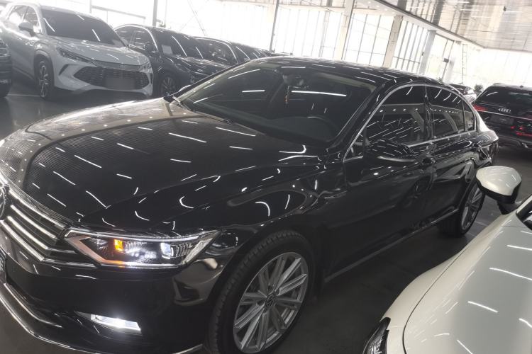 Used Volkswagen Magotan 2020 330TSI DSG Luxury Edition
