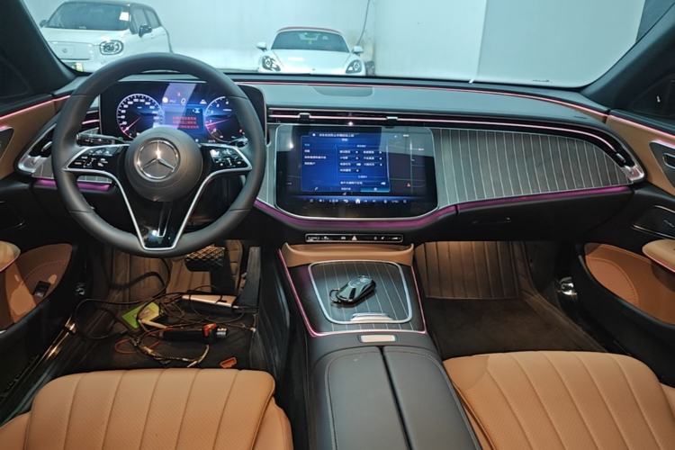 Used Mercedes-Benz E-Class 2025 Facelift E 300 L Fashion Edition
