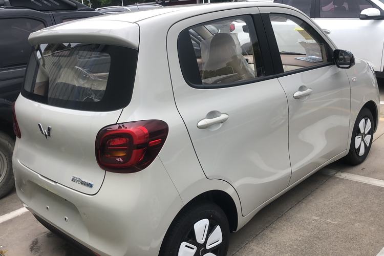 Used Wuling Hongguang MINIEV 2025 Four-Door Version Advanced Edition