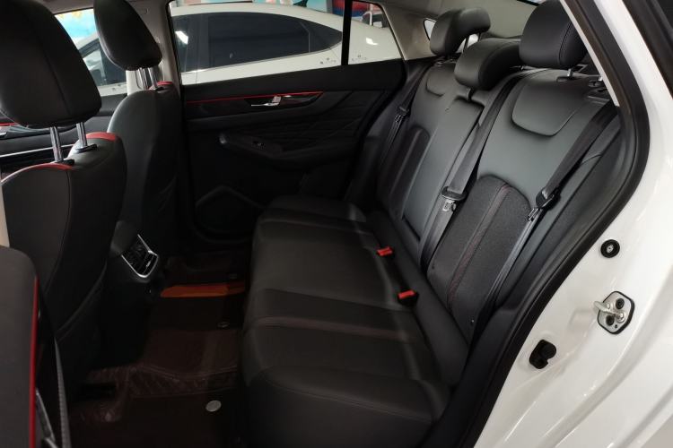 Used Dongfeng Aeolus Yixuan MAX 2021 1.5T Super-Powered Dad Edition Left Rear Seat