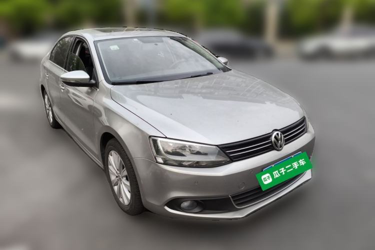 Used Volkswagen Sagitar 2014 Revised Version 1.4TSI Automatic Luxury Edition Front Right 45 Deg