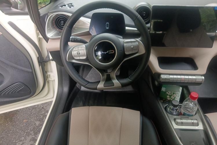 Used BYD Dolphin 2023 420 km Fashion Edition
