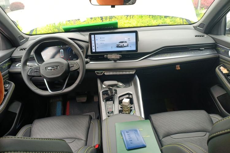 Used Geely Auto Preface 2023 1.5TD Kunlun Edition Center Console