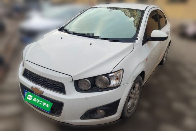Used Chevrolet Aveo Sonic 2011 Sedan 1.6L Manual Transmission SX