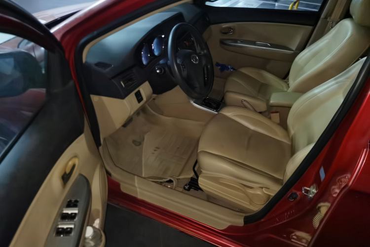 Used Great Wall C30 2013 1.5L CVT Luxury Model
