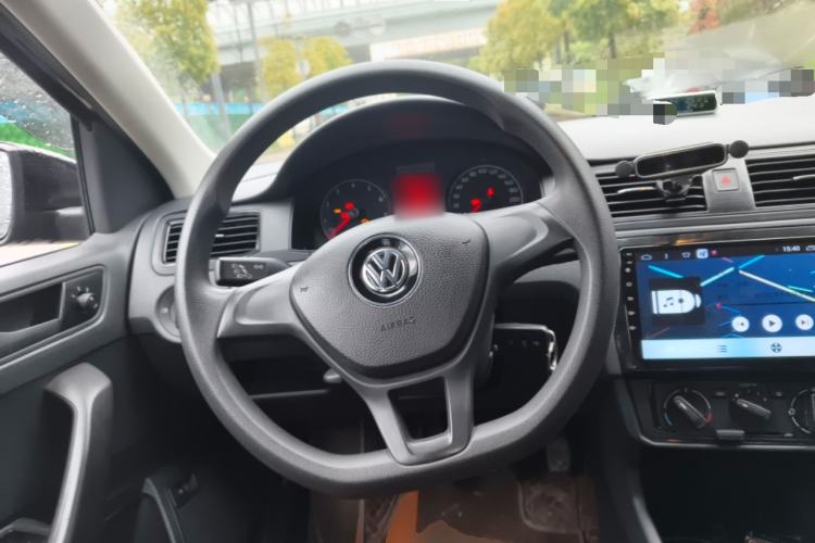 Used Volkswagen Santana 2018 1.5L Manual Fashion Edition Steering Wheel