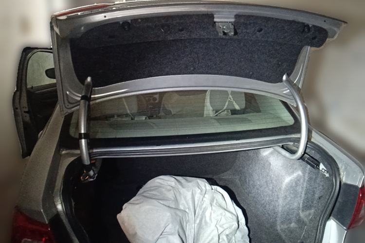 Used Volkswagen Bora 2011 1.6L Manual Fashion Edition
